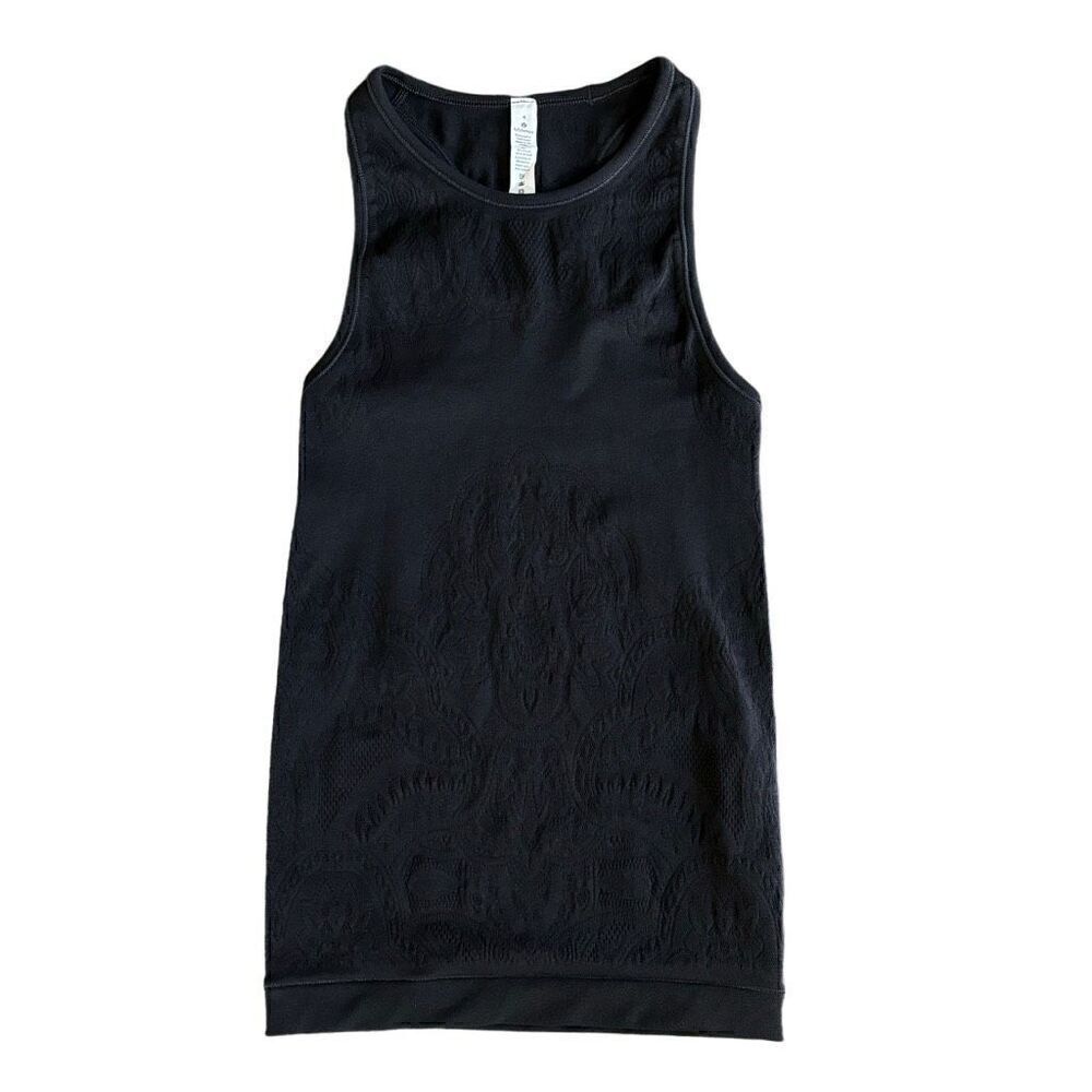 Lululemon seamless tank black size 4
